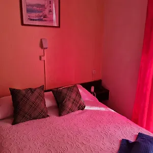 Pensao Residencial Flor Dos Cavaleiros Gæstehus